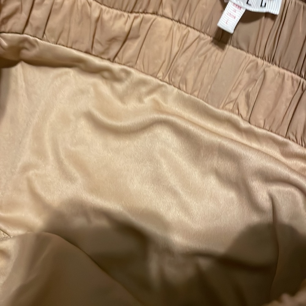 NWT TCEC Joggers - Picture 4 of 6